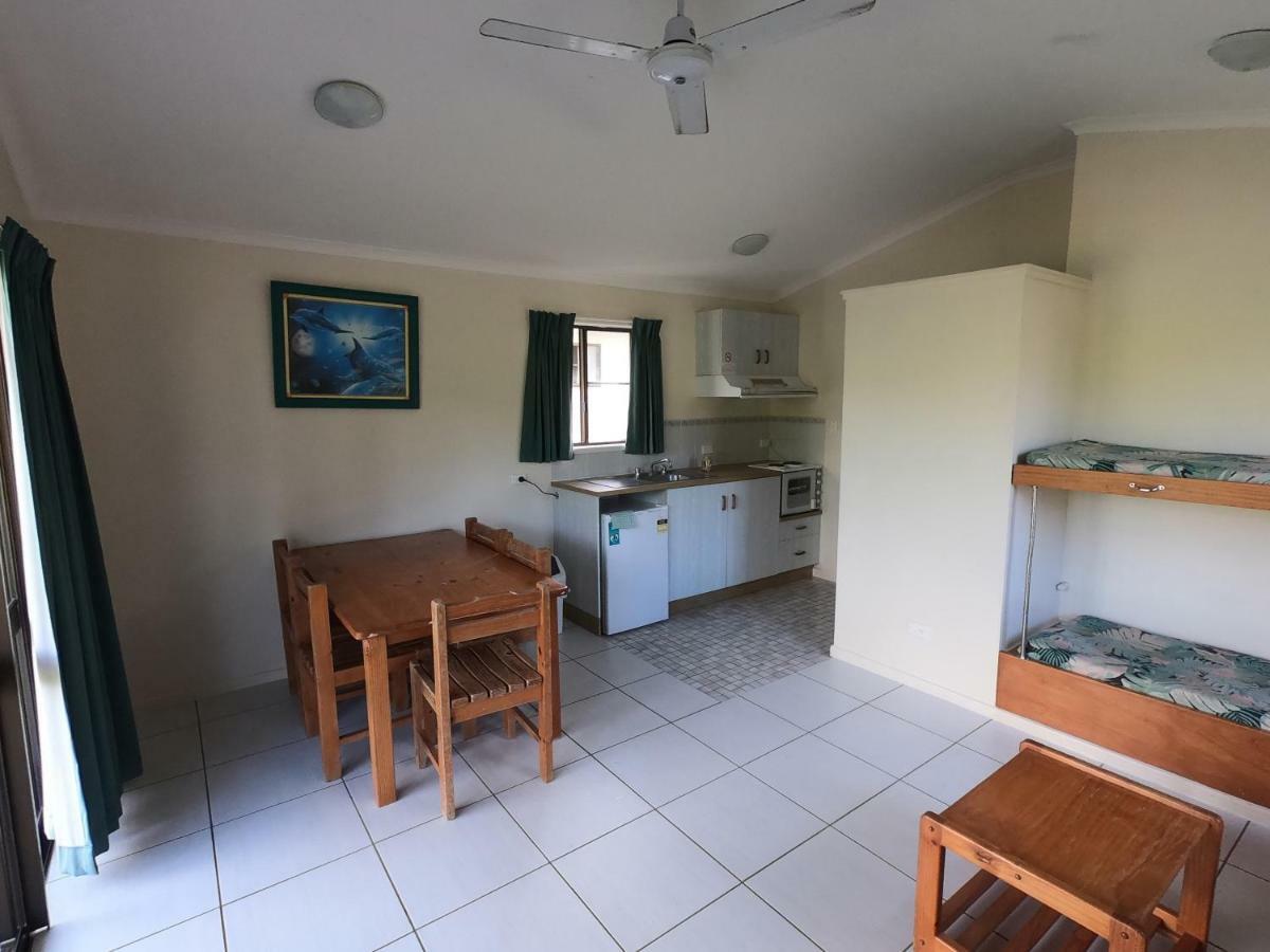 Halliday Bay Resort Seaforth Екстер'єр фото